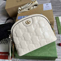 Gucci ‎‎702229 GG Matelassé leather small bag beige