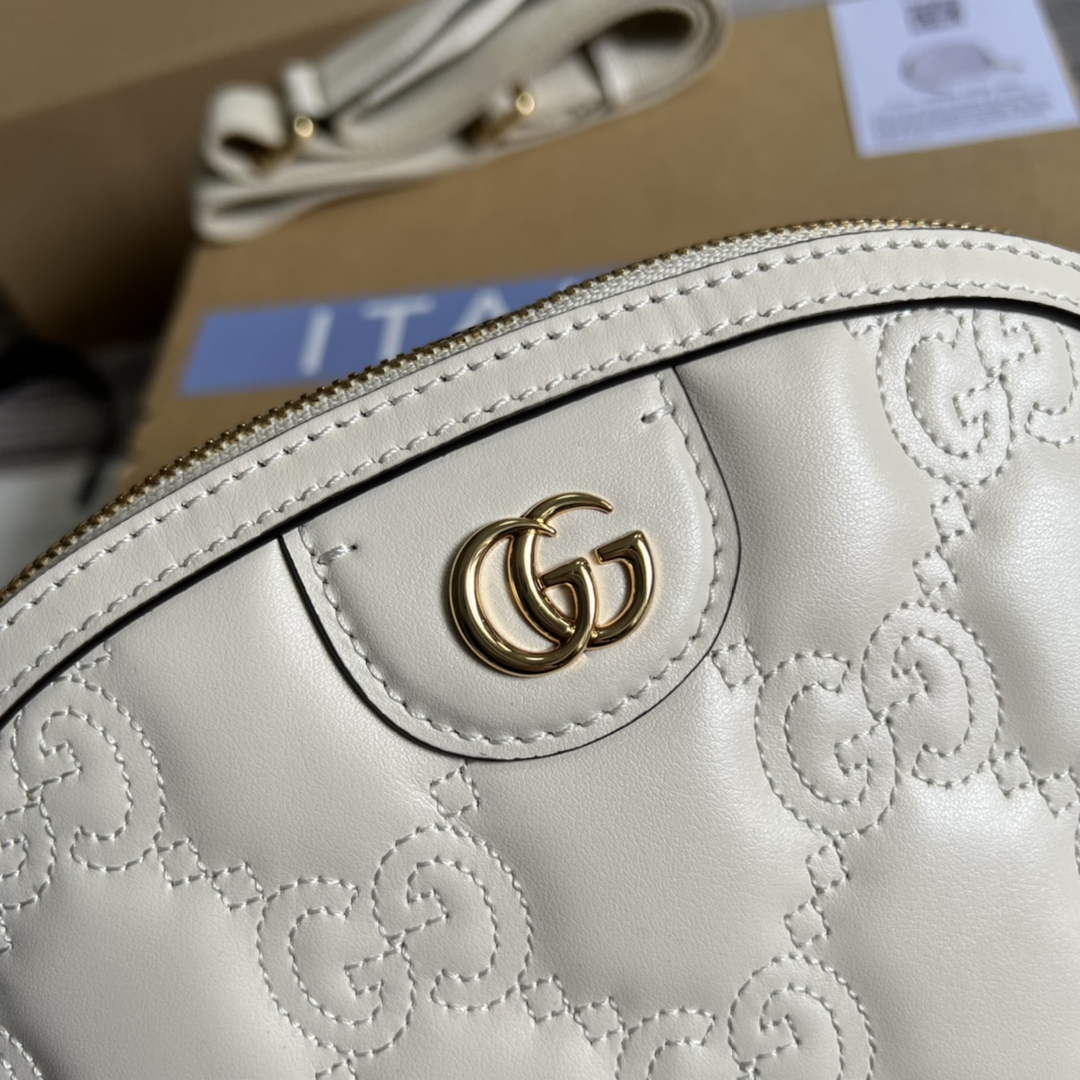 Gucci ‎‎702229 GG Matelassé leather small bag beige