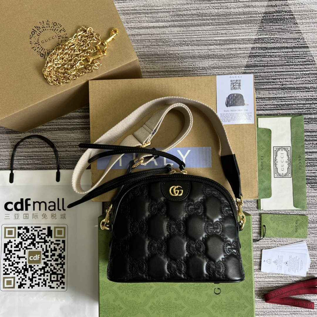 Gucci ‎‎702229 GG Matelassé leather small bag black