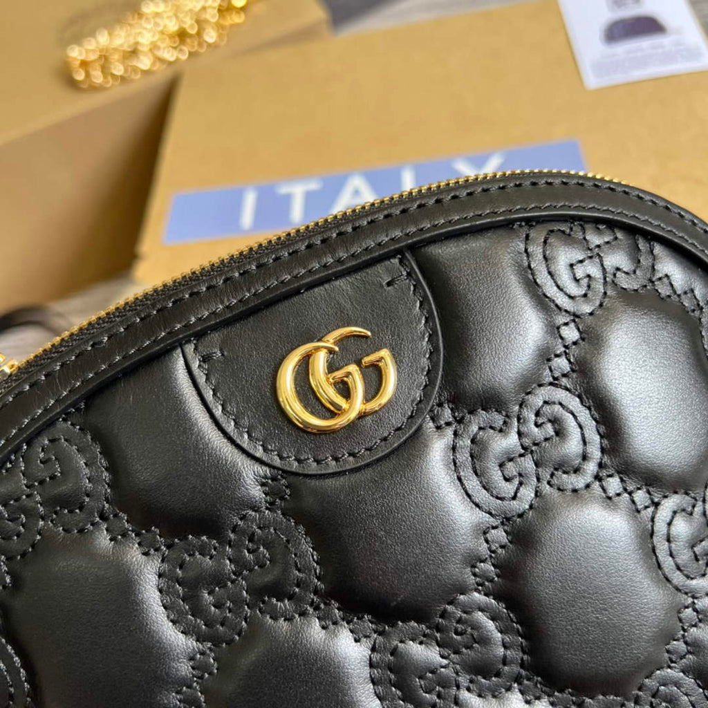 Gucci ‎‎702229 GG Matelassé leather small bag black