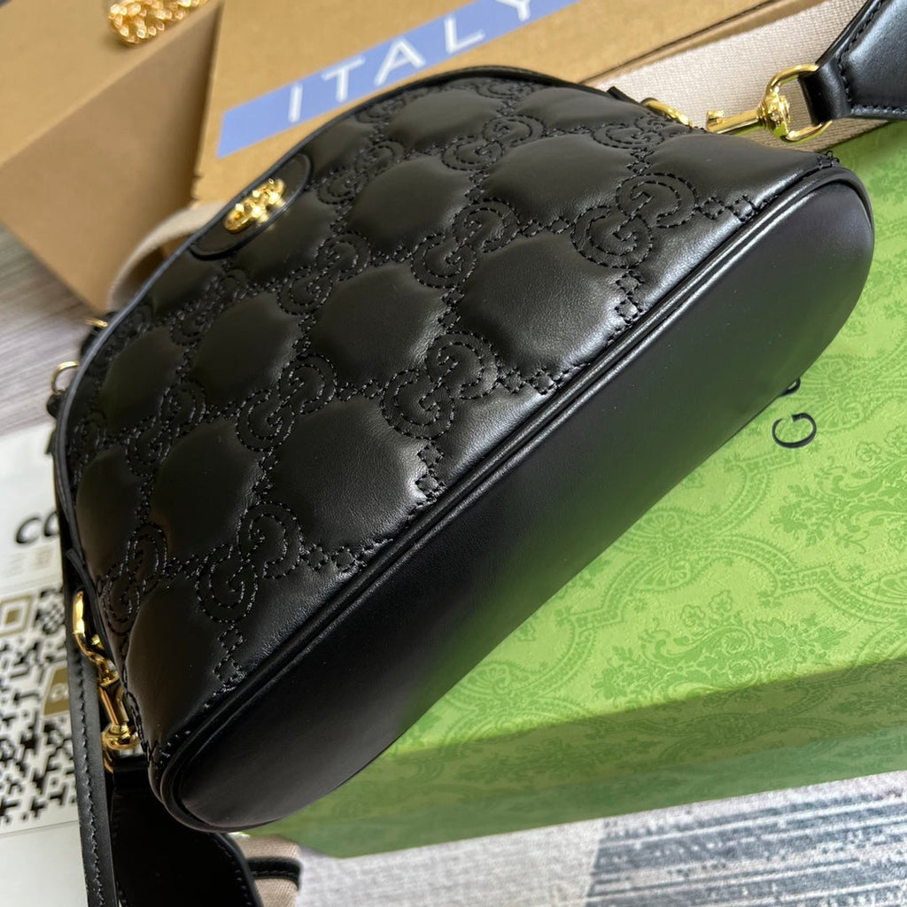 Gucci ‎‎702229 GG Matelassé leather small bag black