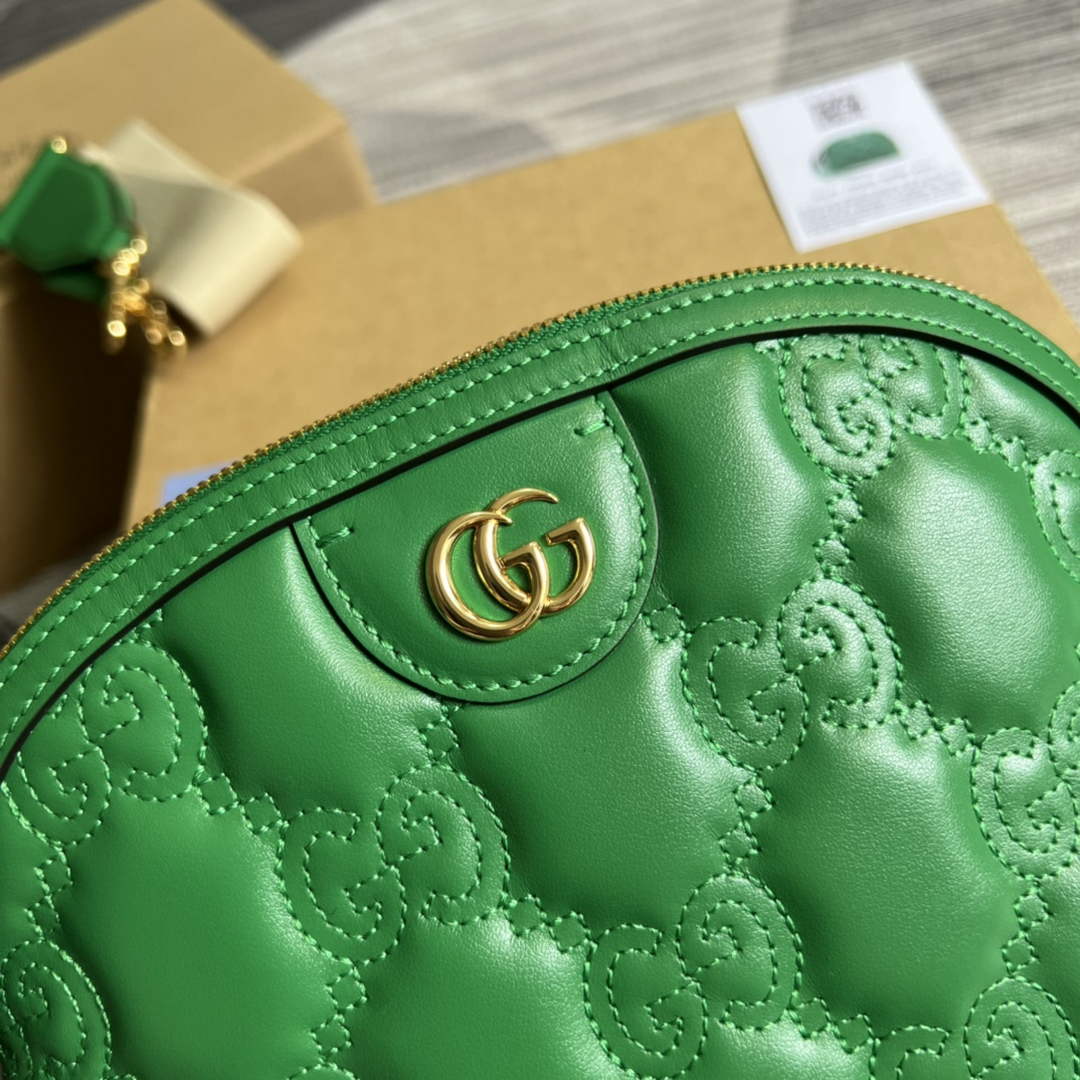 Gucci ‎‎702229 GG Matelassé leather small bag green