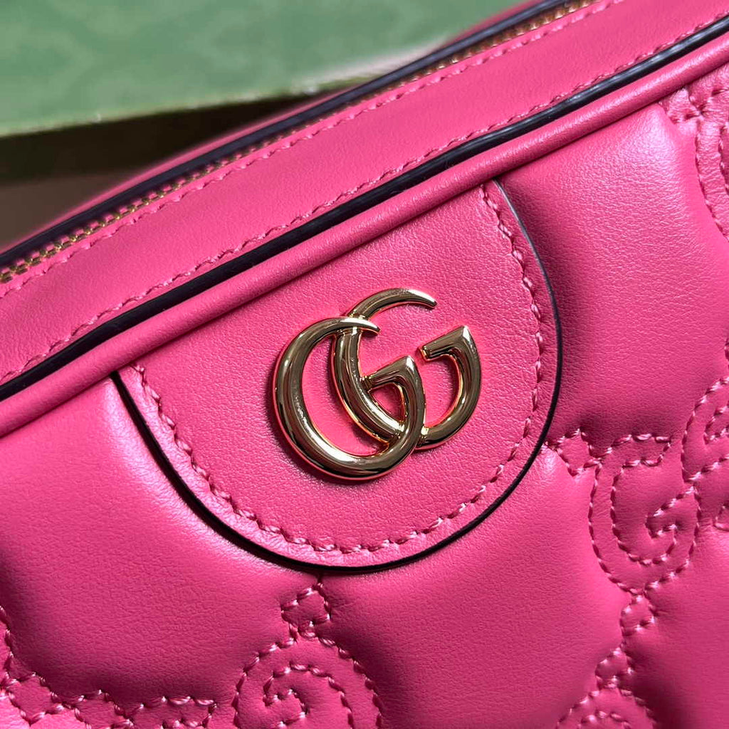 Gucci 702234 GG Matelassé leather shoulder bag Pink