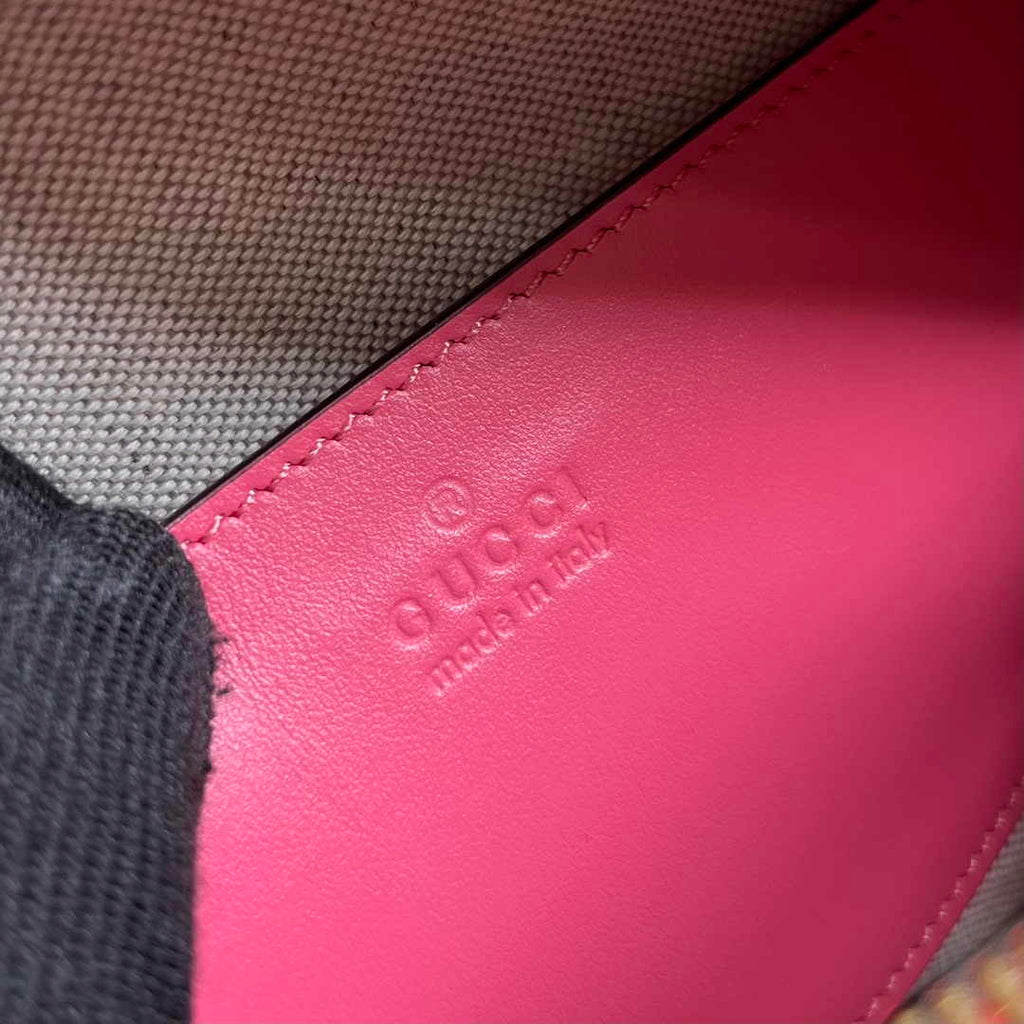 Gucci 702234 GG Matelassé leather shoulder bag Pink