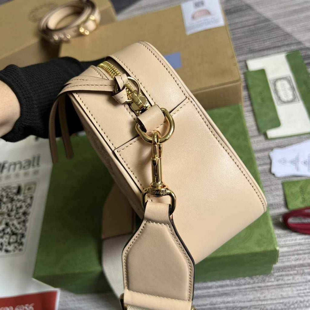 Gucci 702234 GG Matelassé leather shoulder bag Apricot