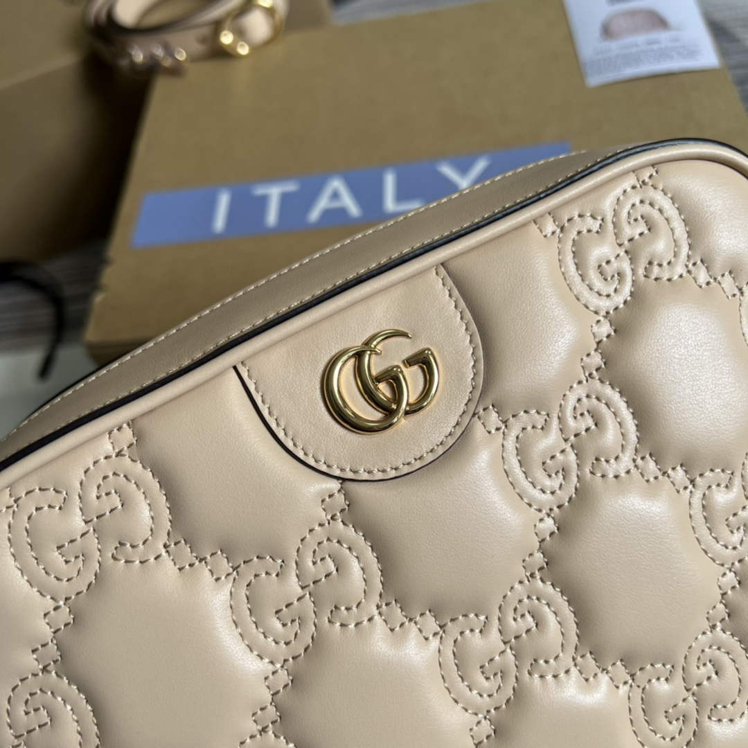 Gucci 702234 GG Matelassé leather shoulder bag Apricot