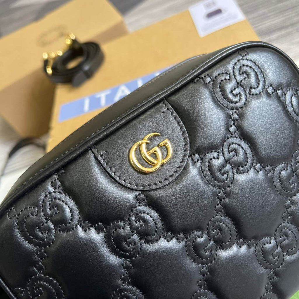 Gucci 702234 GG Matelassé leather shoulder bag Black