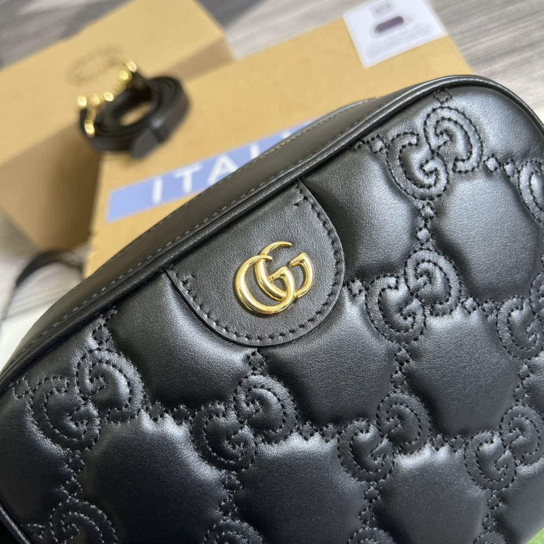 Gucci 702234 GG Matelassé leather shoulder bag Black