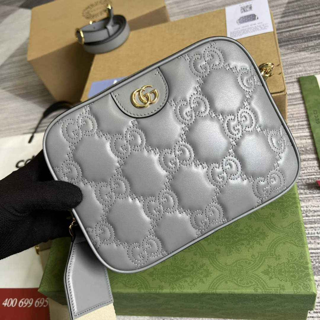 Gucci 702234 GG Matelassé leather shoulder bag Gray