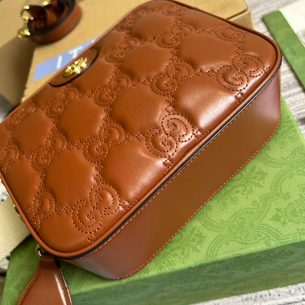 Gucci 702234 GG Matelassé leather shoulder bag Brown