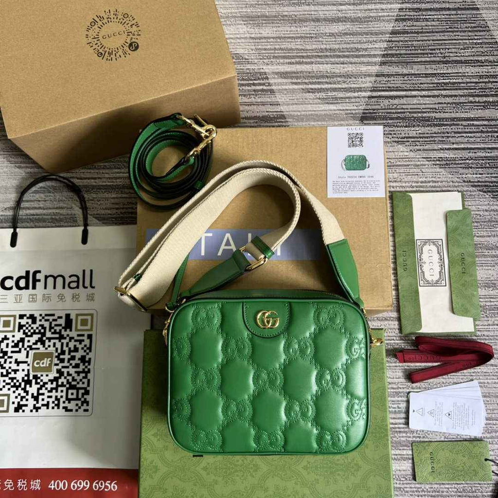 Gucci 702234 GG Matelassé leather shoulder bag Green