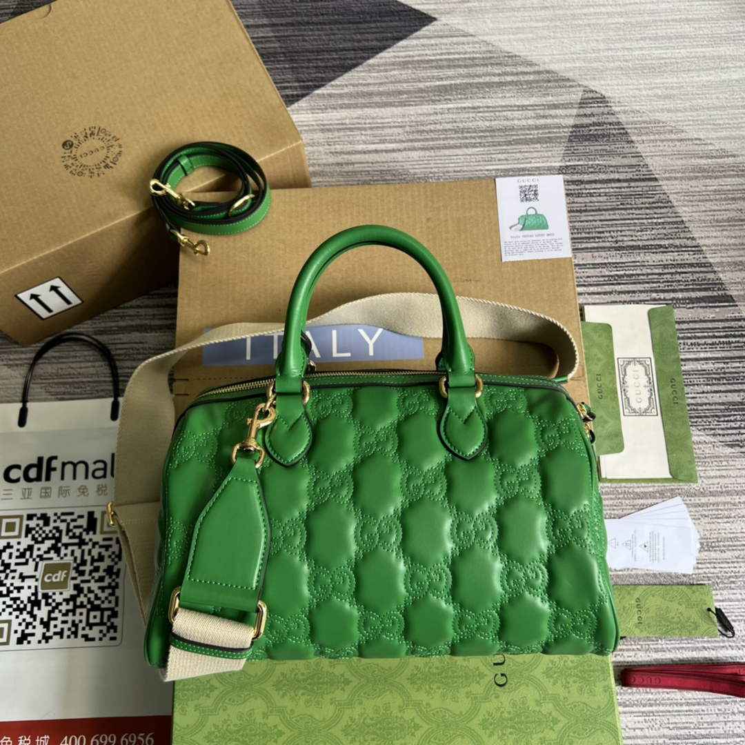 Gucci ‎‎702242 GG Matelassé leather medium bag green
