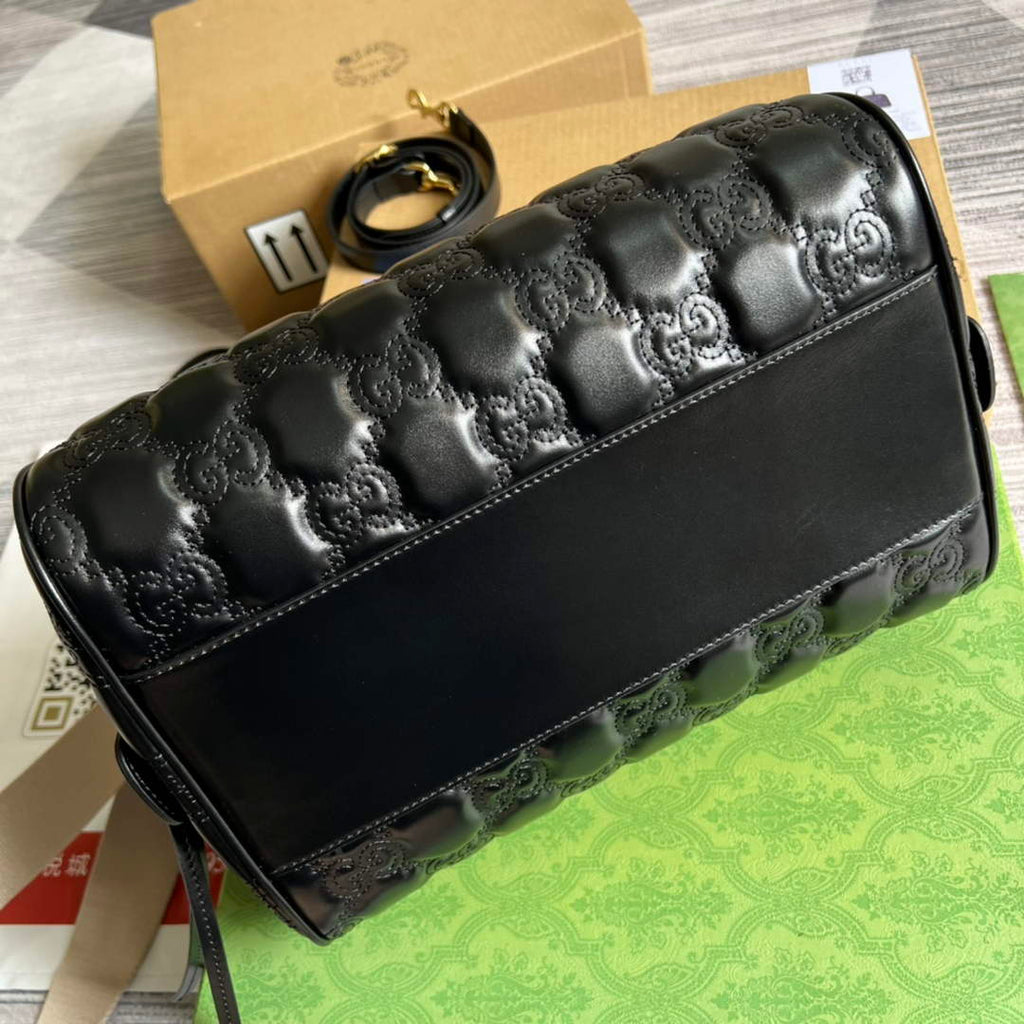 Gucci ‎‎702242 GG Matelassé leather medium bag black