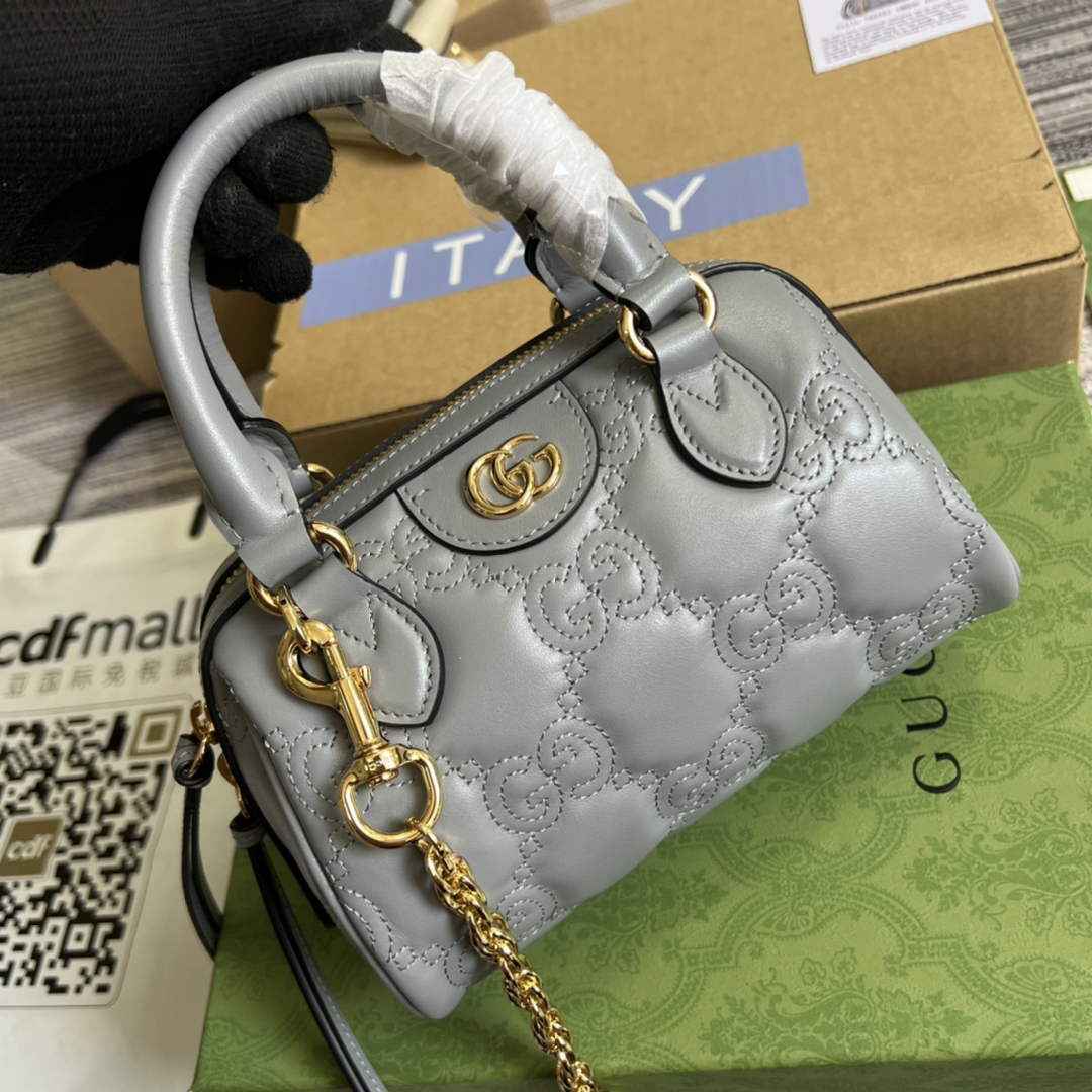 Gucci ‎702251 GG Matelassé leather mini bag gray