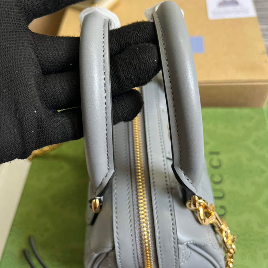 Gucci ‎702251 GG Matelassé leather mini bag gray