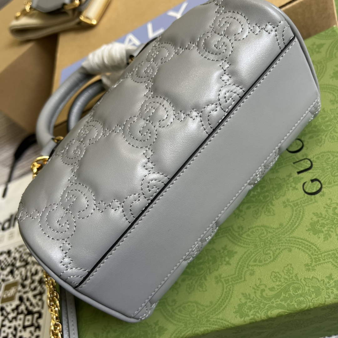 Gucci ‎702251 GG Matelassé leather mini bag gray