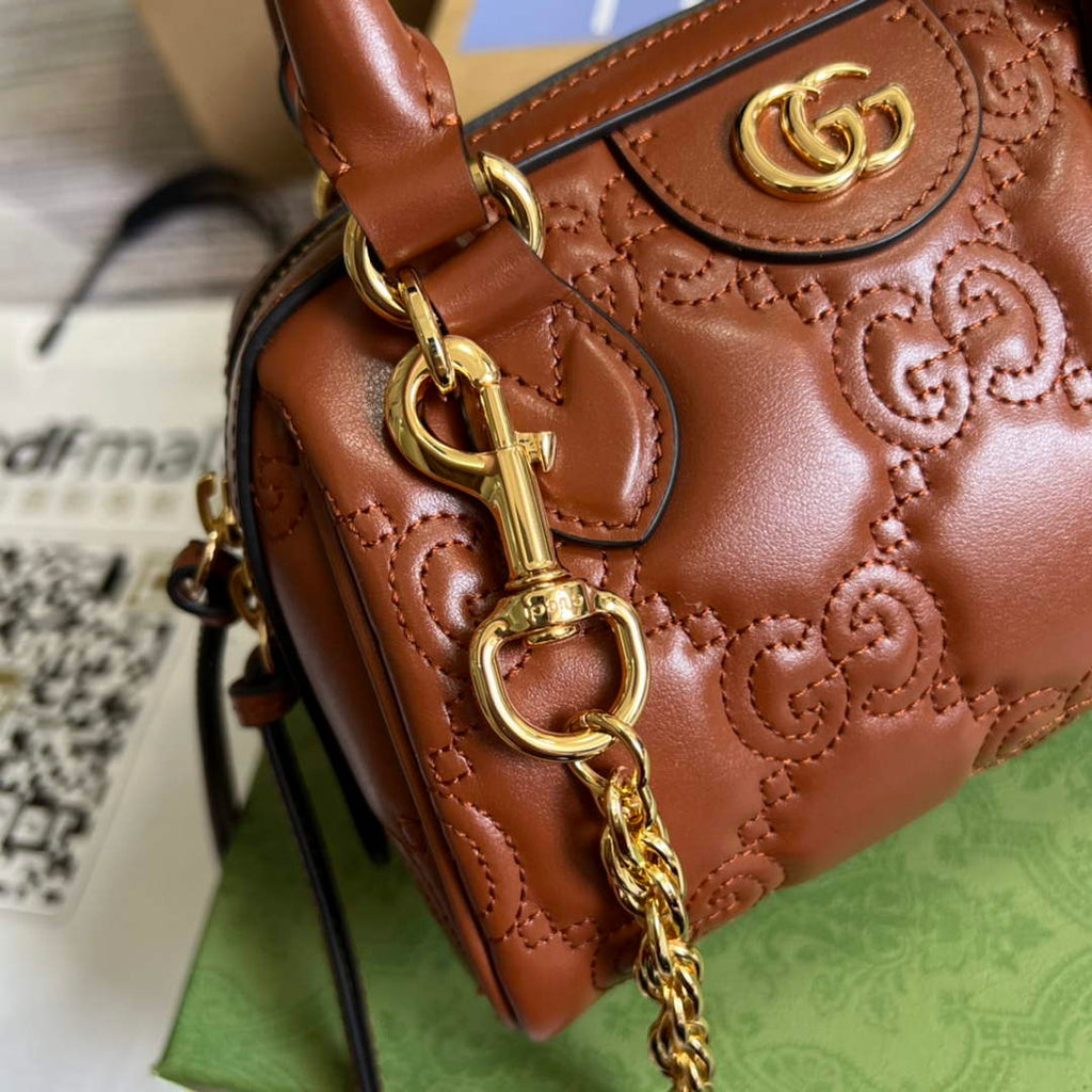 Gucci ‎702251 GG Matelassé leather mini bag light brown