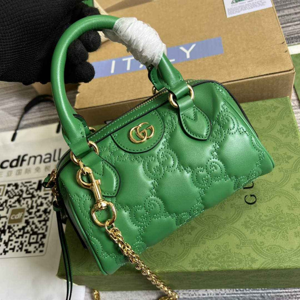Gucci ‎702251 GG Matelassé leather mini bag green