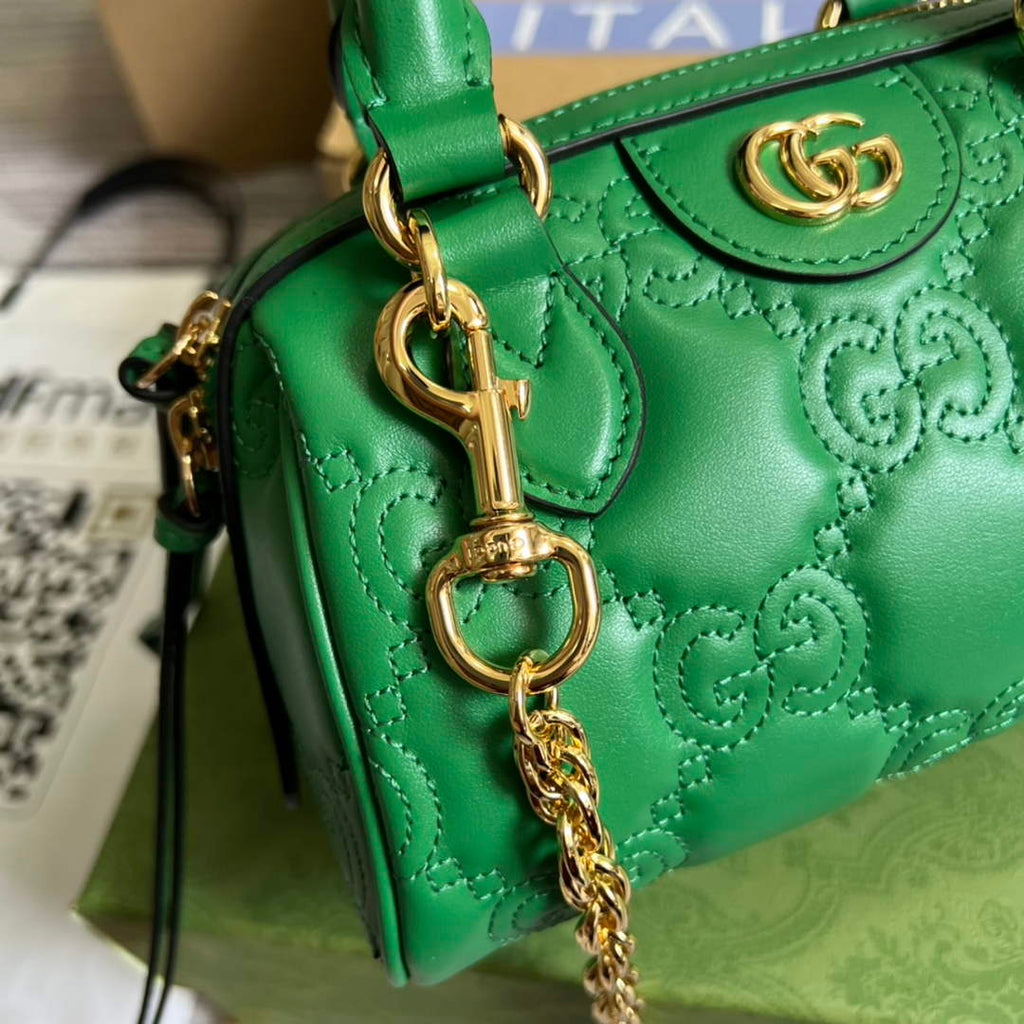 Gucci ‎702251 GG Matelassé leather mini bag green