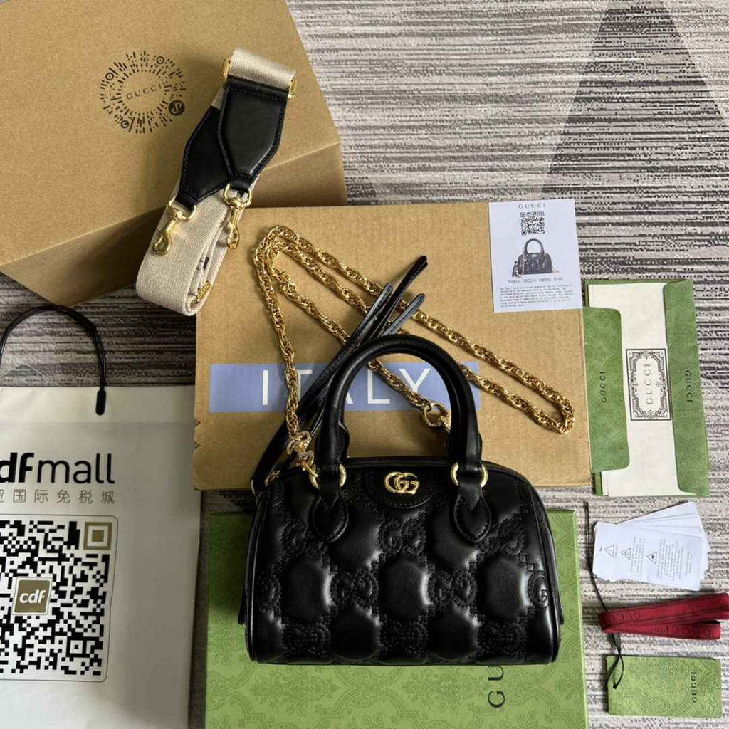 Gucci ‎702251 GG Matelassé leather mini bag Black