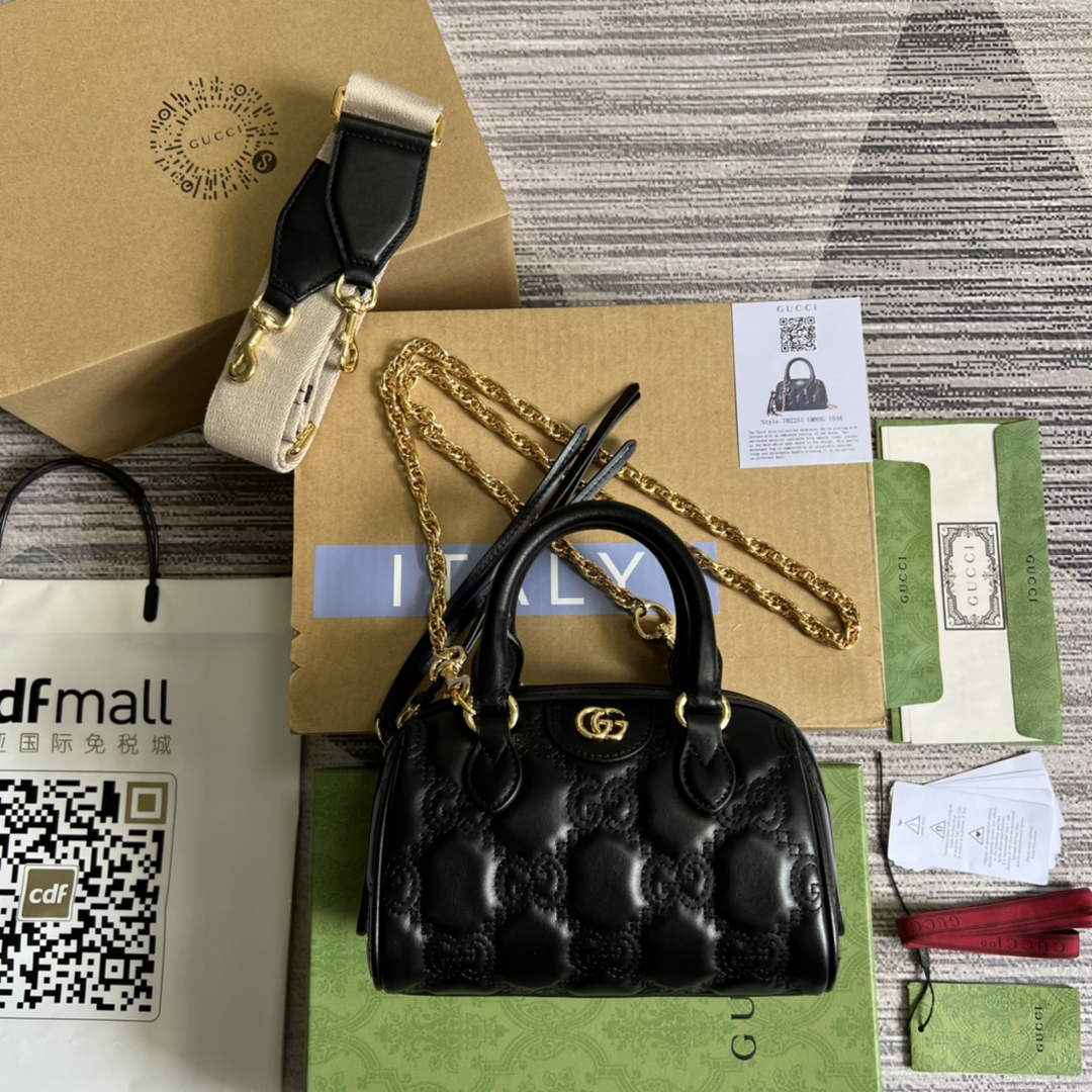 Gucci ‎702251 GG Matelassé leather mini bag Black