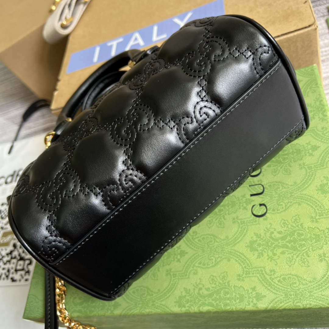 Gucci ‎702251 GG Matelassé leather mini bag Black