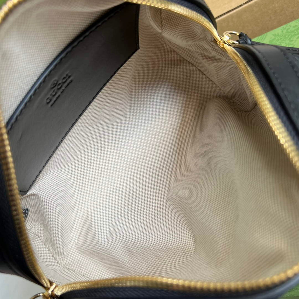 Gucci ‎702251 GG Matelassé leather mini bag Black