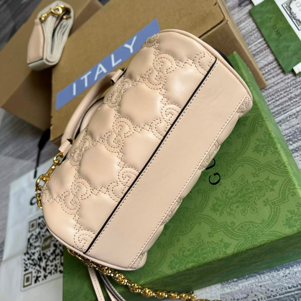 Gucci ‎702251 GG Matelassé leather mini bag Beige