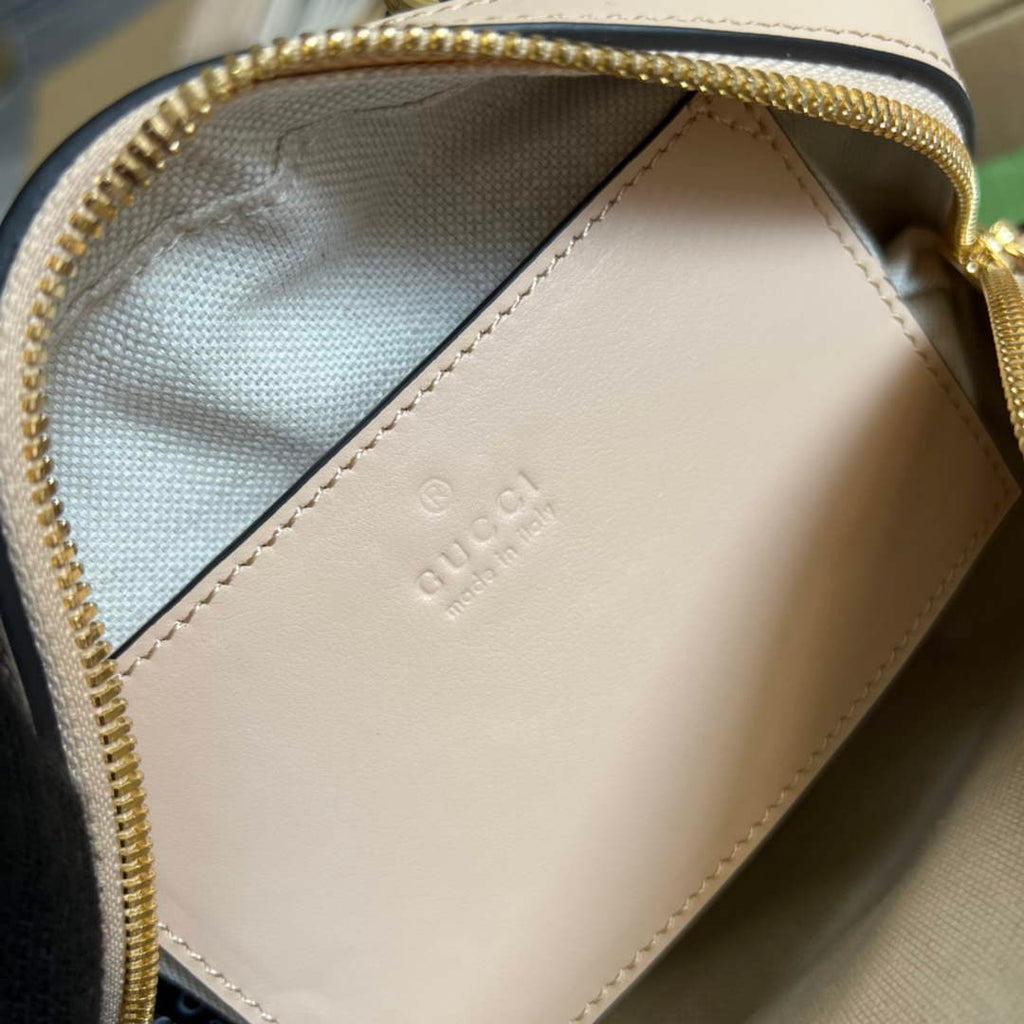Gucci ‎702251 GG Matelassé leather mini bag Beige