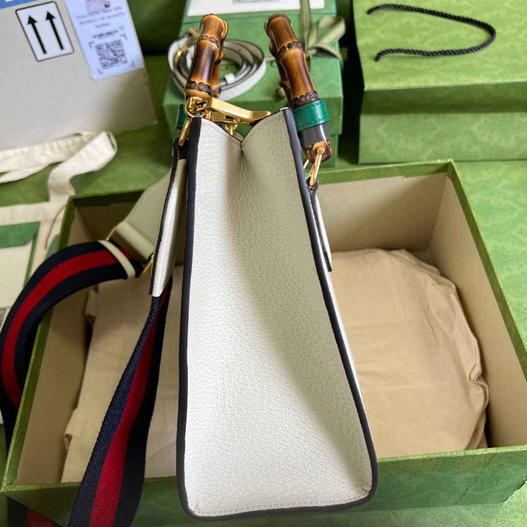 Gucci 702721 Diana Small Tote Bag Beige GG Leather