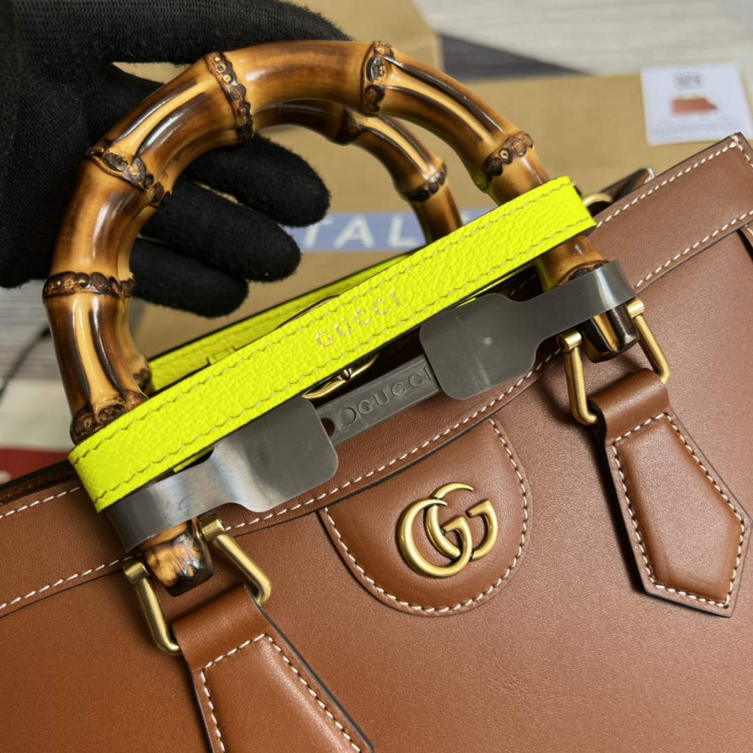 Gucci 702721 Diana Small Tote Bag Brown Leather