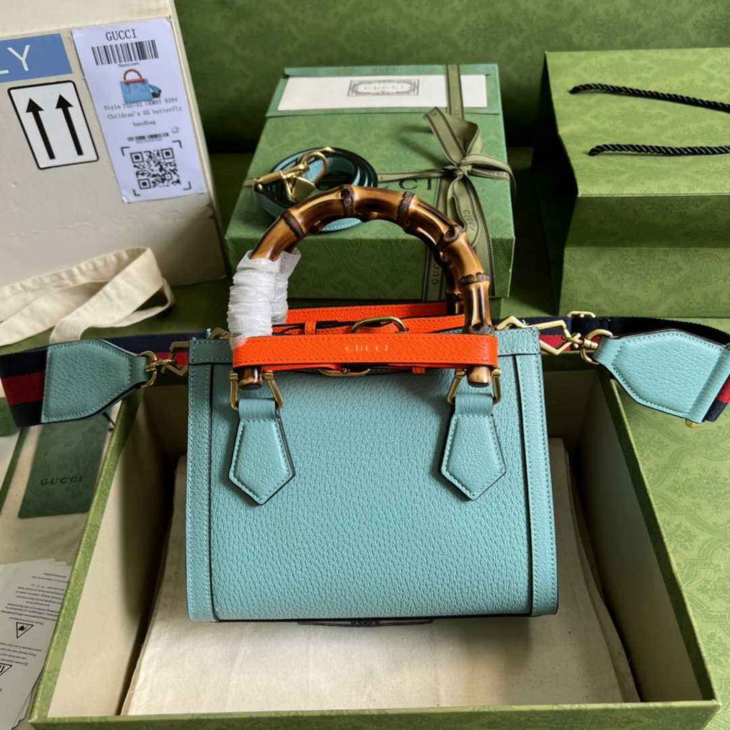 Gucci 702732 Diana mini tote bag Blue leather
