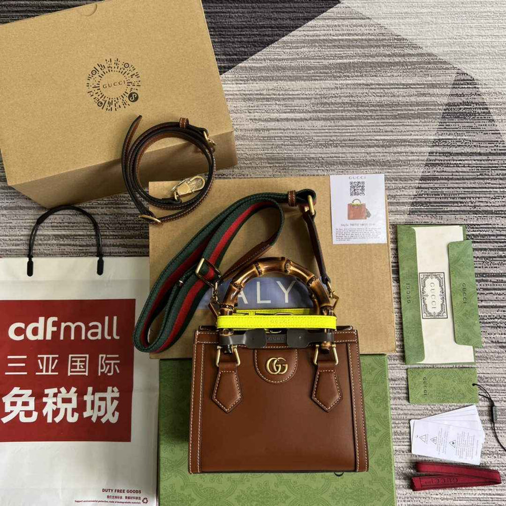 Gucci 702732 Diana mini tote bag Brown leather