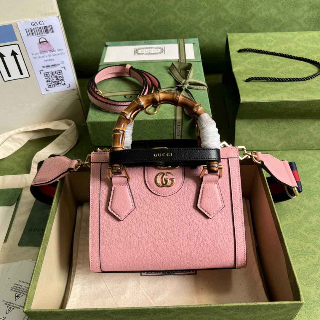 Gucci 702732 Diana mini tote bag Pink leather