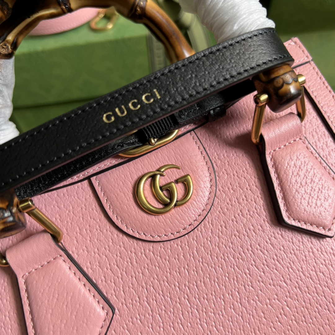 Gucci 702732 Diana mini tote bag Pink leather