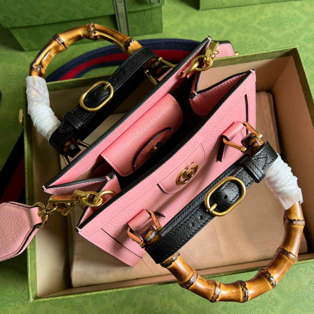 Gucci 702732 Diana mini tote bag Pink leather