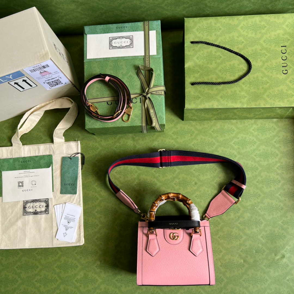 Gucci 702732 Diana mini tote bag Pink leather