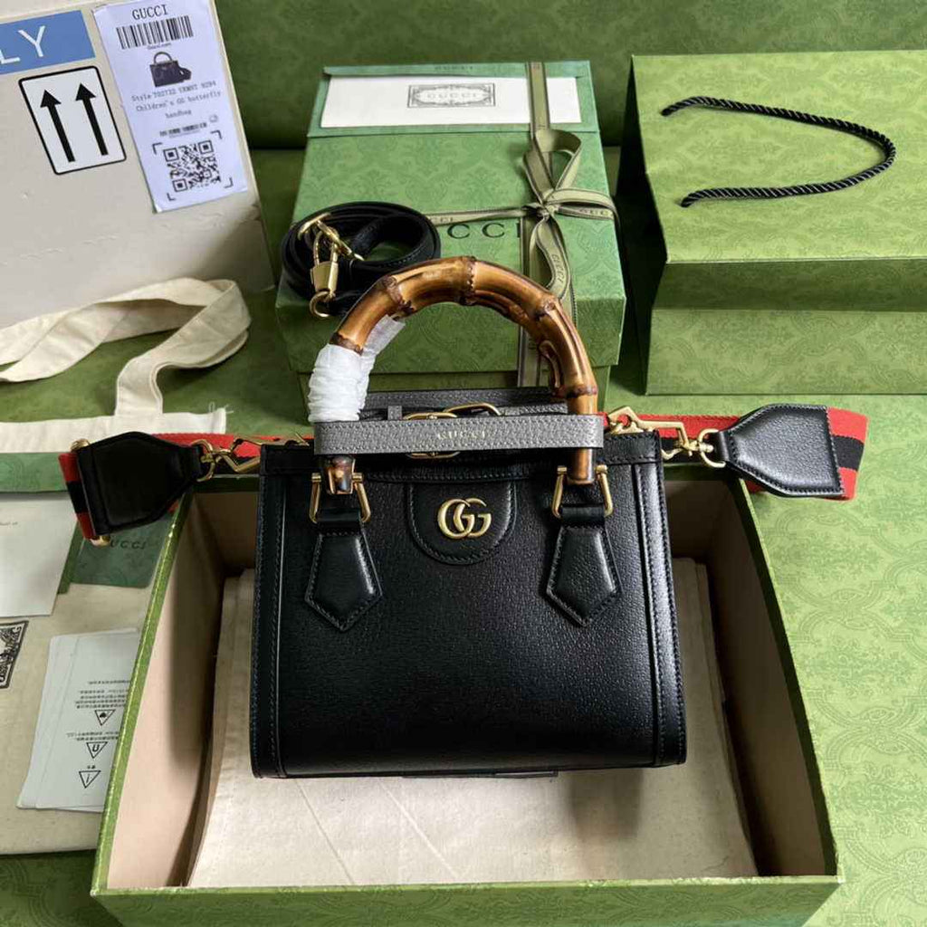 Gucci 702732 Diana mini tote bag Black leather