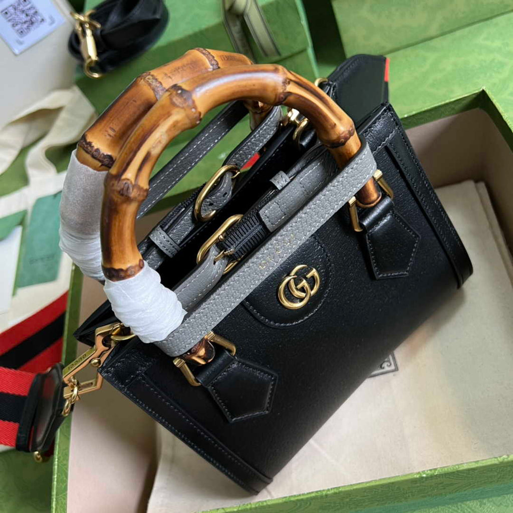 Gucci 702732 Diana mini tote bag Black leather