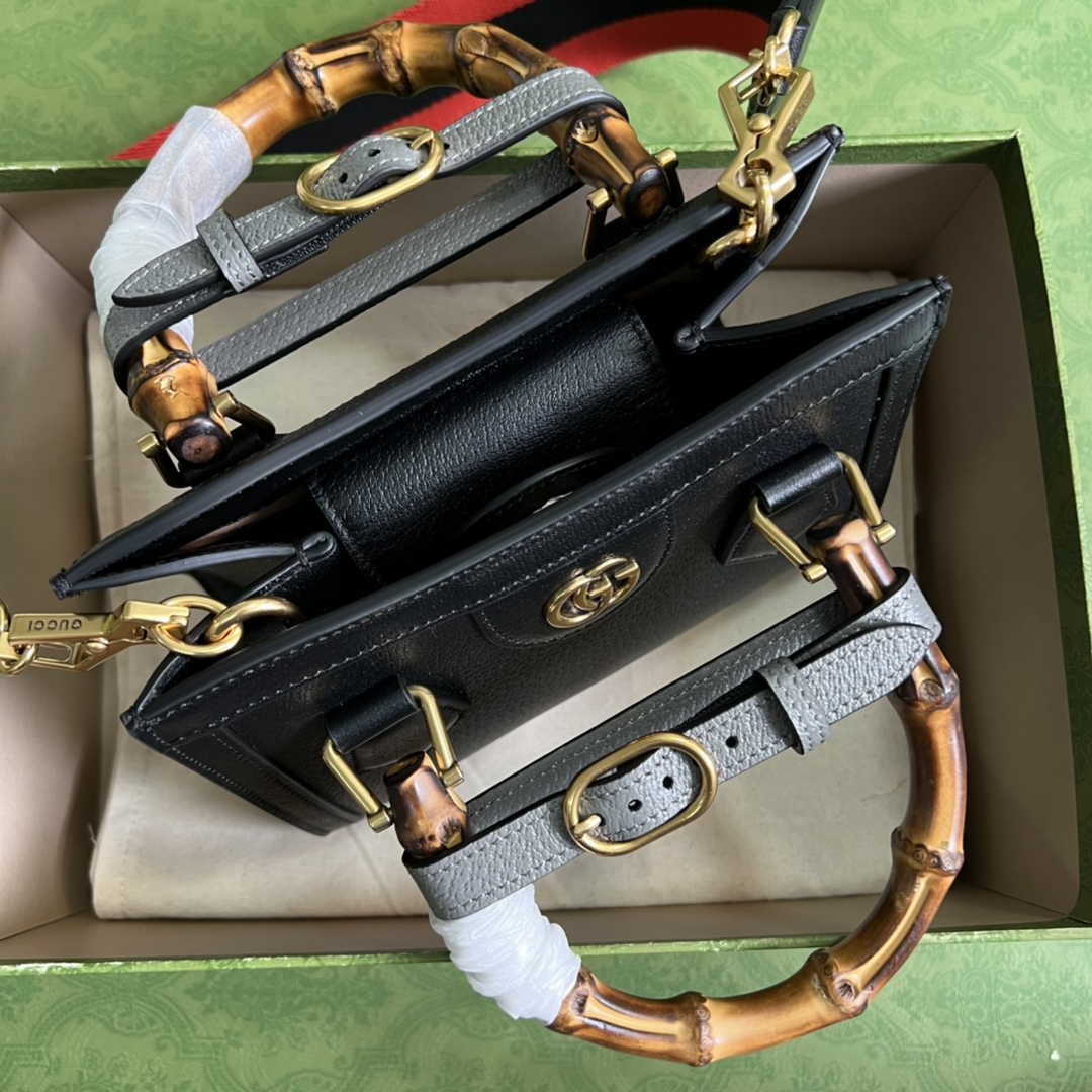 Gucci 702732 Diana mini tote bag Black leather