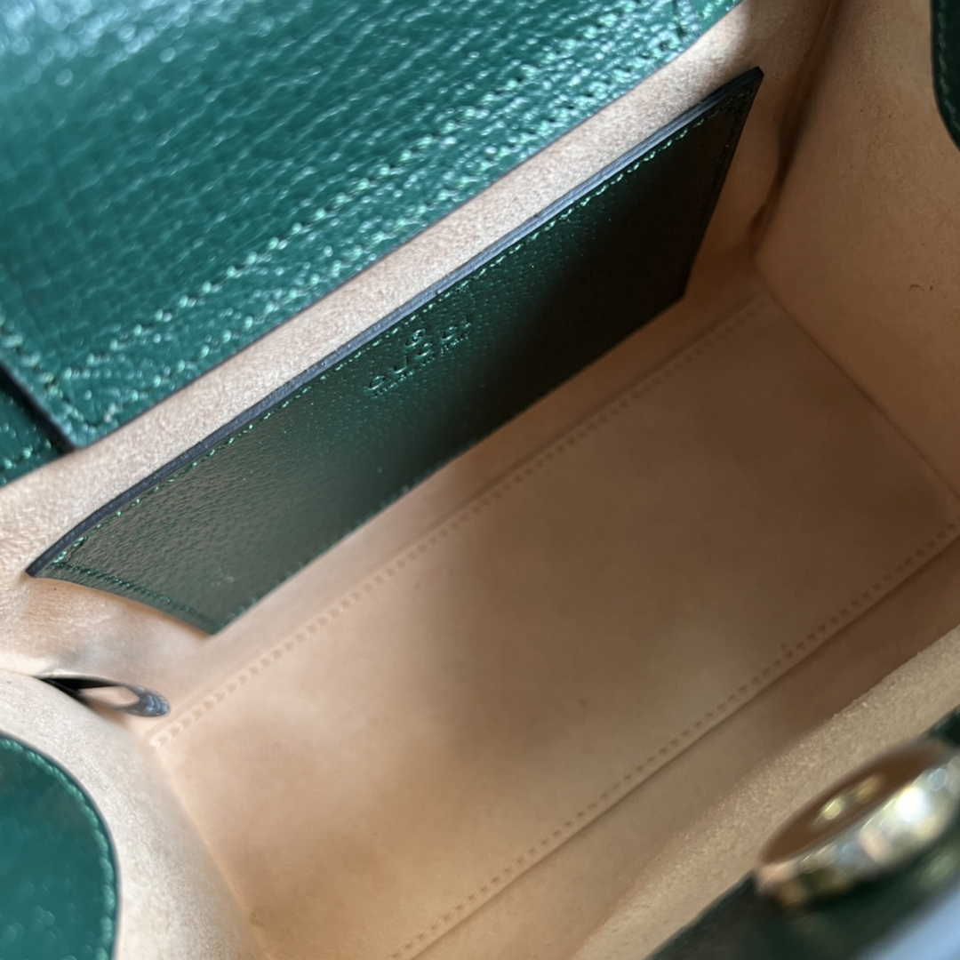 Gucci 702732 Diana mini tote bag Green leather