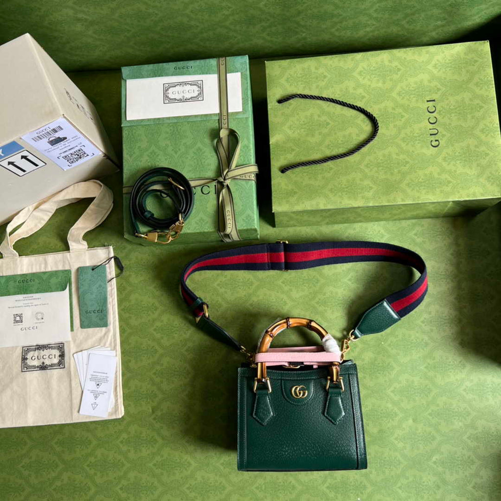 Gucci 702732 Diana mini tote bag Green leather