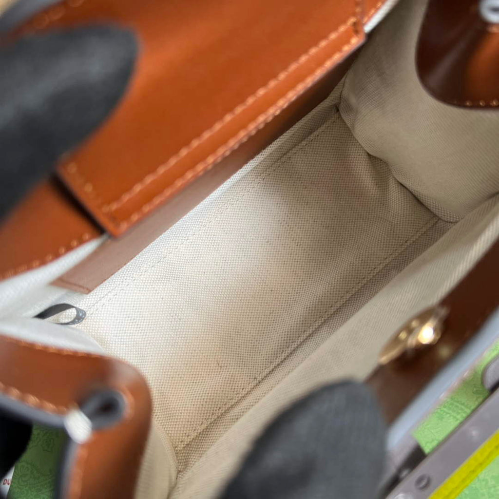 Gucci 702732 Diana mini tote bag Brown leather
