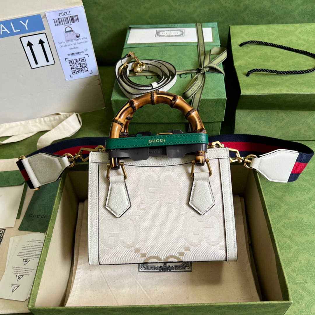 Gucci 702732 Diana mini tote bag GG Beige leather
