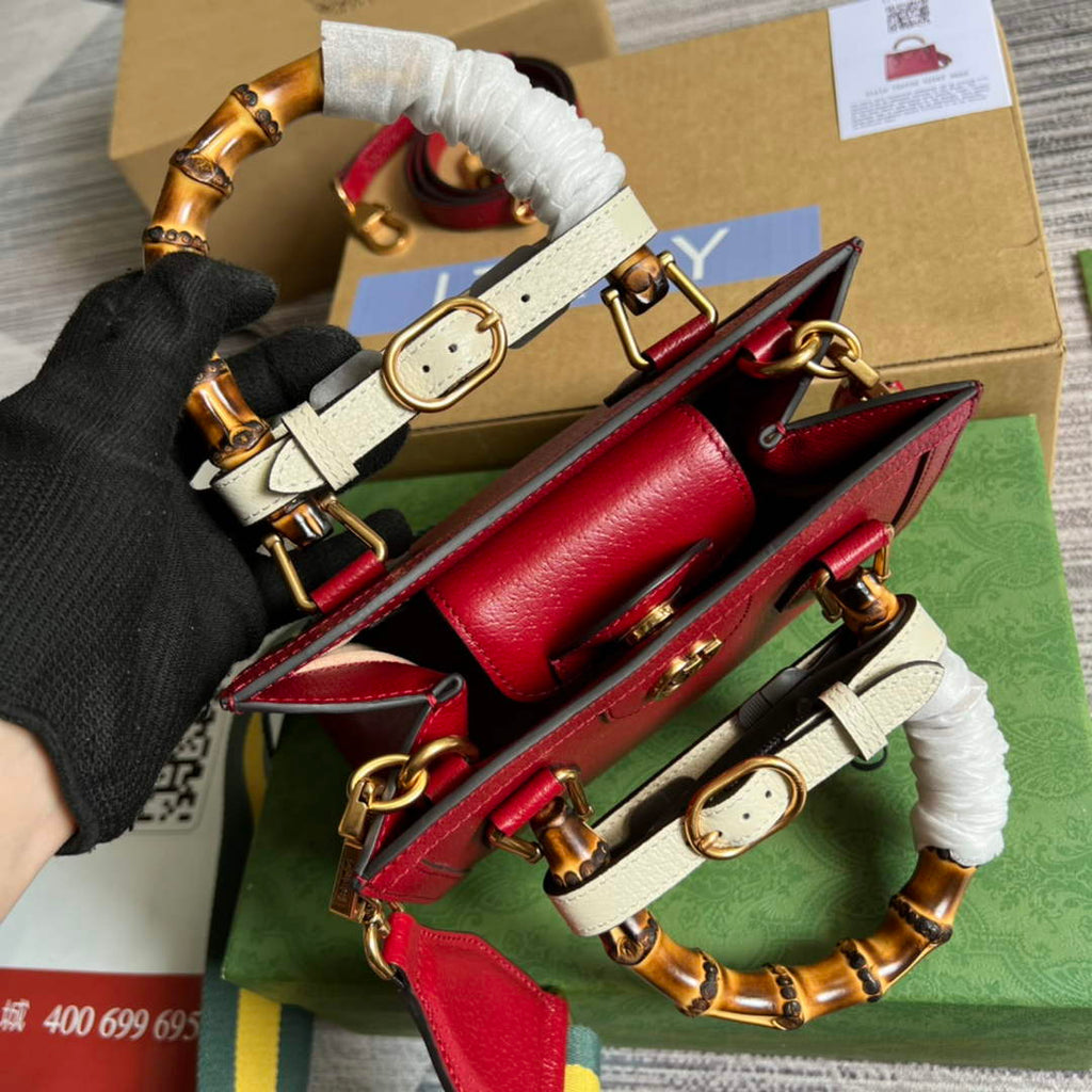 Gucci 702732 Diana mini tote bag Red leather
