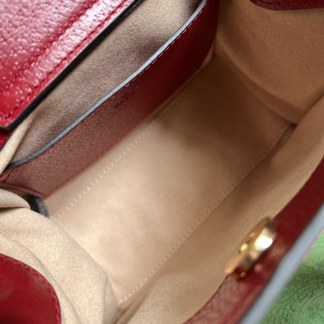Gucci 702732 Diana mini tote bag Red leather