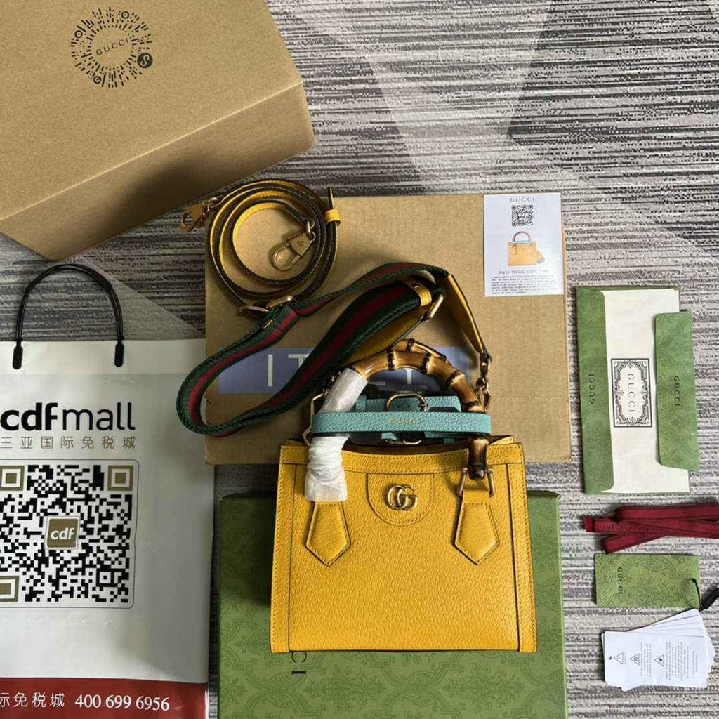 Gucci 702732 Diana mini tote bag Yellow leather