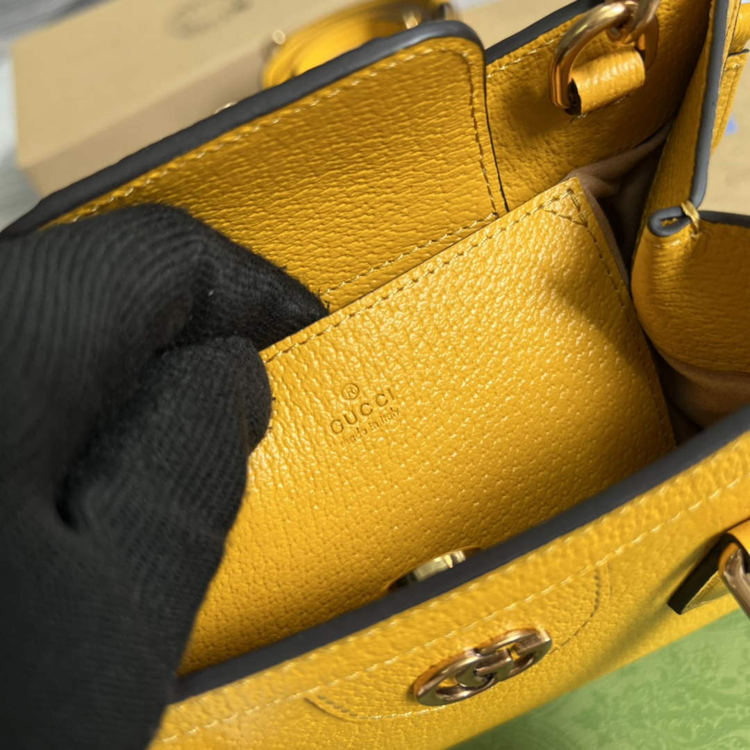 Gucci 702732 Diana mini tote bag Yellow leather