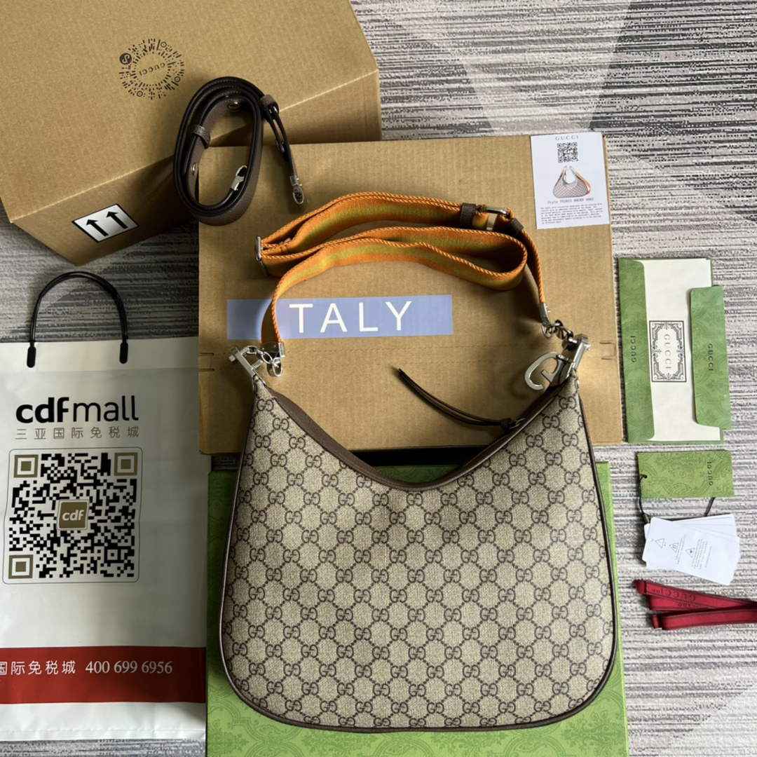 Gucci 702823 Attache large shoulder bag Beige GG Supreme canvas