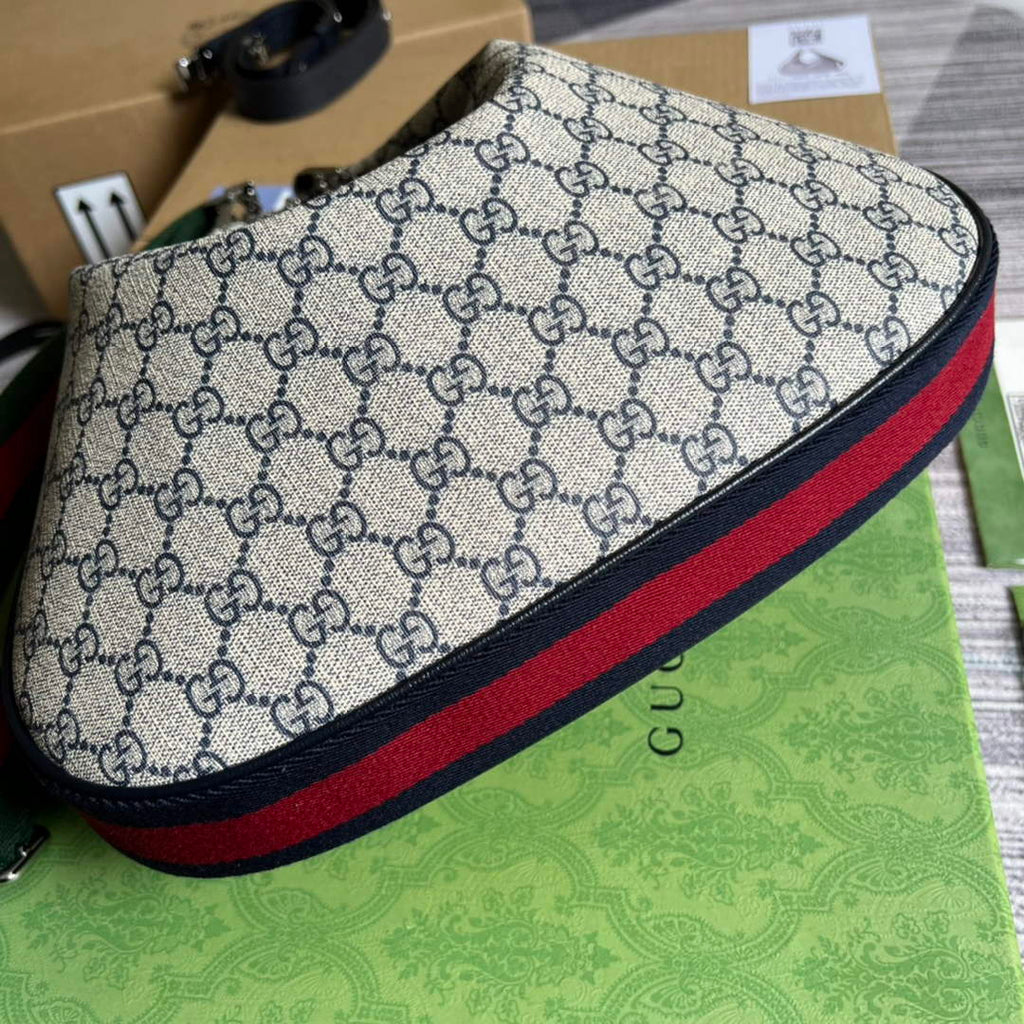 Gucci 702823 Attache large shoulder bag Blue GG Supreme canvas